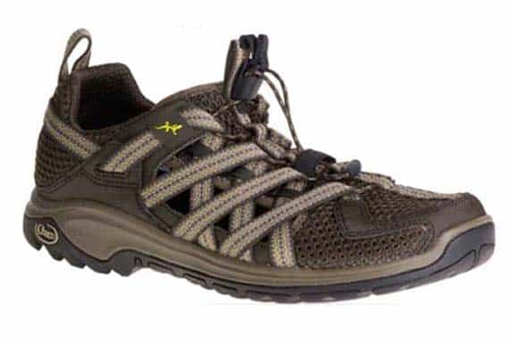 best shoes for canoeing portaging